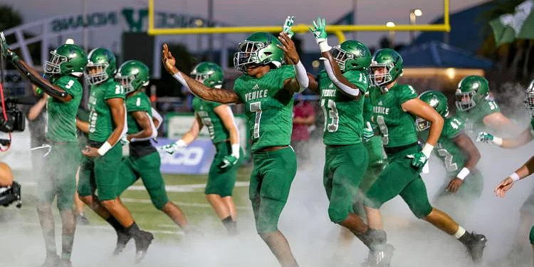 Venice Football (Venice vs. Palisades)